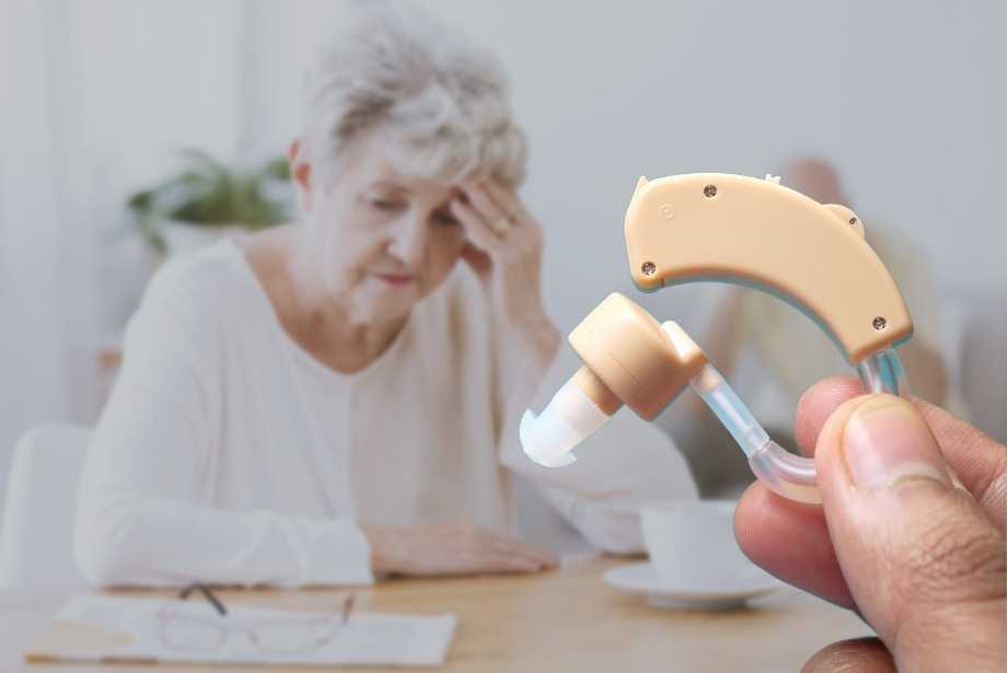 5 Best Hearing Aids for Dementia Patients Buying Guide
