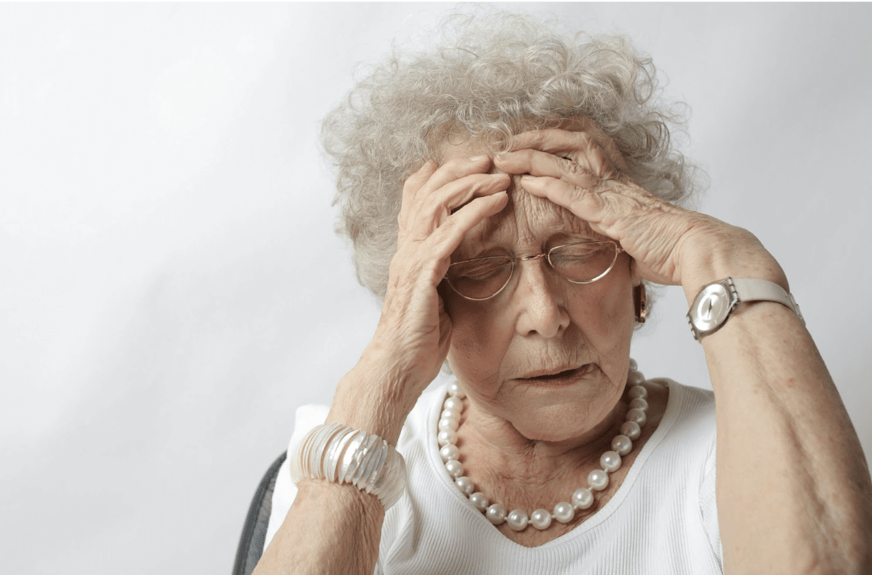 Alzheimer & Hearing Loss: Causes, Symptoms, Treatment