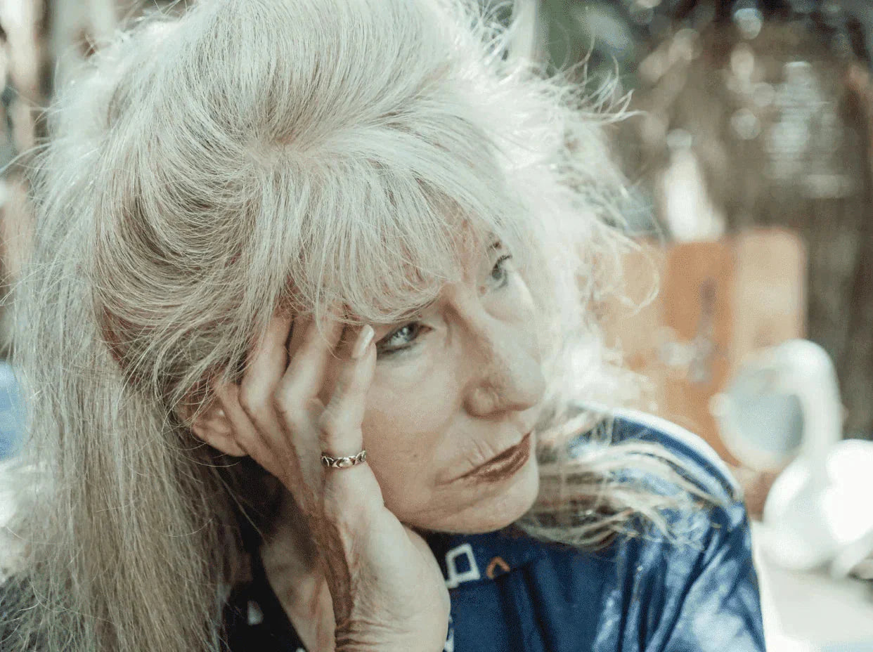 Dementia & Hearing Loss: Causes, Symptoms, Treatment